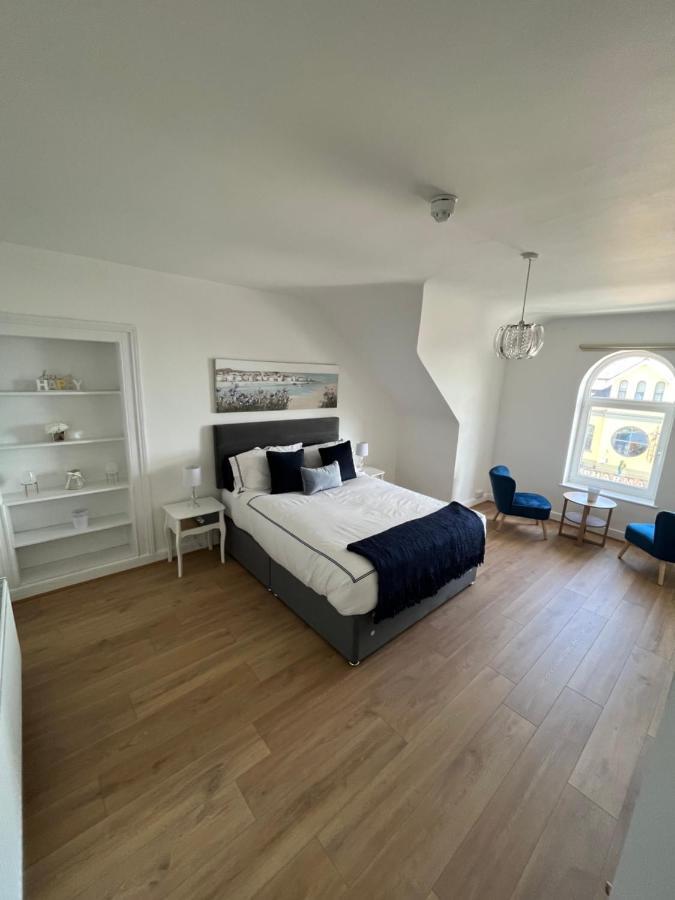 57 Main Street Newcastle Luxury Central Apartment 외부 사진